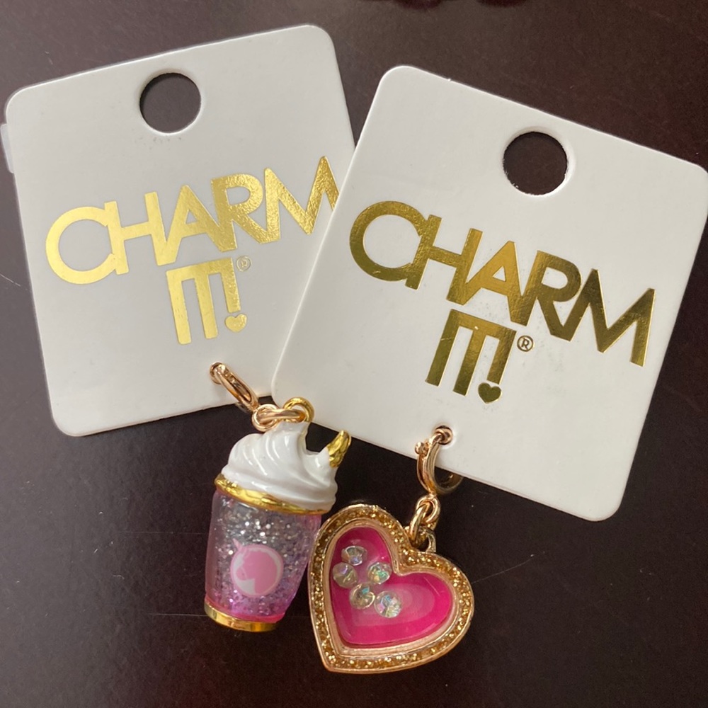 Charm It 🤍 3 pieces bracelet set